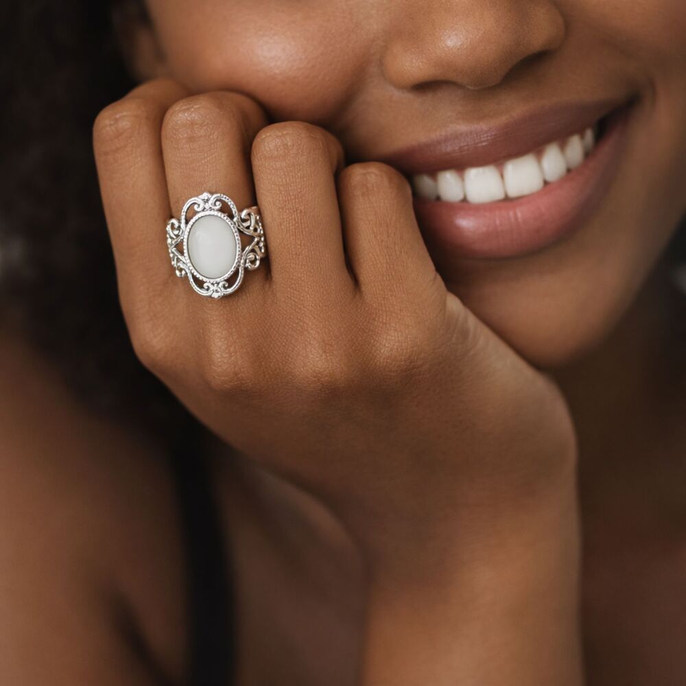 Silver Tone Filigree White Cabochon Size 9 Statement Ring